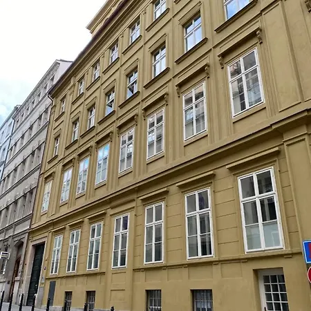 The Dante Prague - Family Apartments With Free Parking Exterior photo