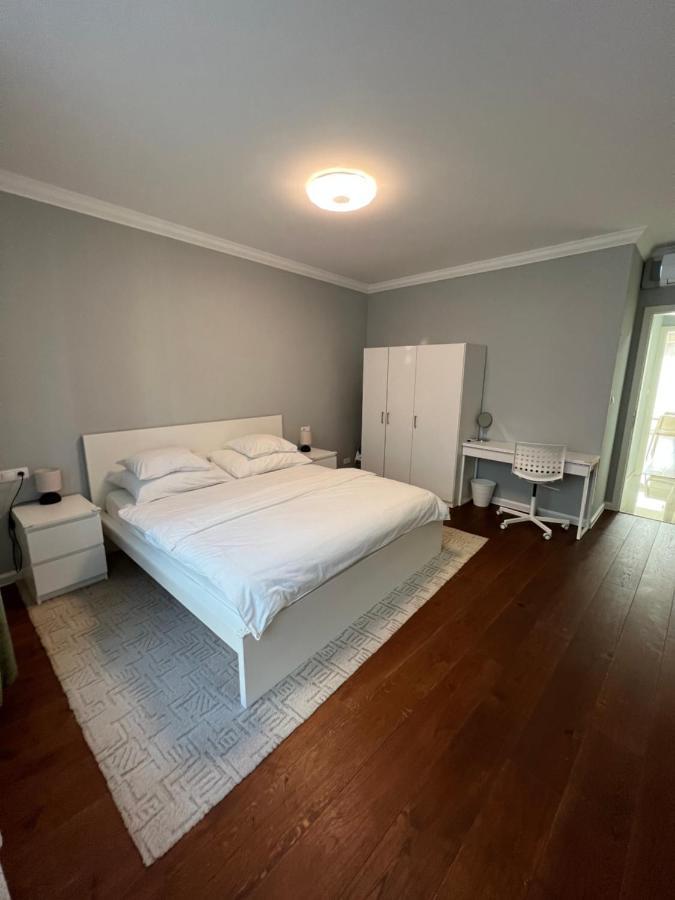 Apartment The Dante - Family With Free Parking Prague