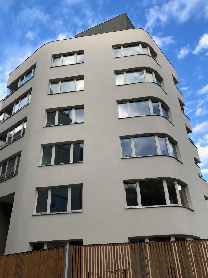 The Dante - Family With Free Parking Appartamento Praga